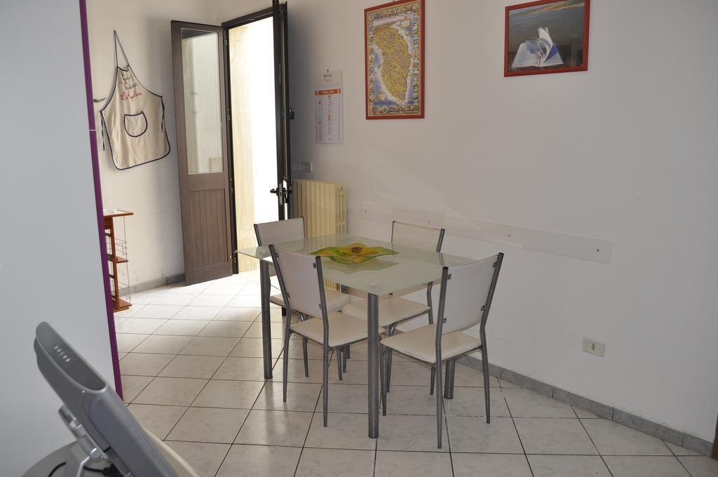 Casa Vacanza L'Aquilone Campi Salentina ภายนอก รูปภาพ